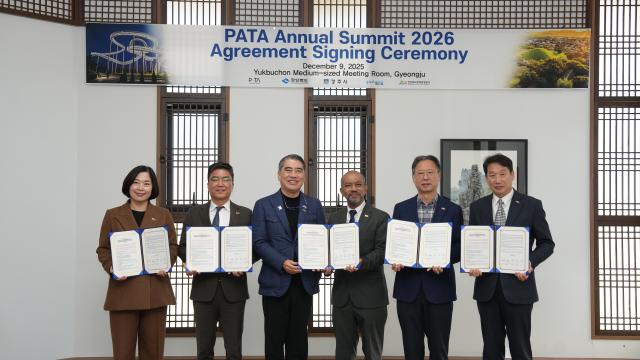 경북도는 9일 경북문화관광공사에서 아시아태평양관광협회 경주시 포항시 경북문화관광공사와 함께 2026년 PATA 연차총회의 성공적 개최를 위한 업무 협약을 체결했다 사진경상북도