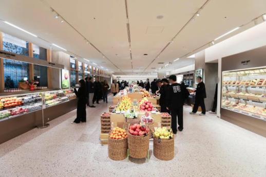 [유통 뉴스픽] 신세계백화점·NS홈쇼핑·CJ올리브영·CJ온스타일