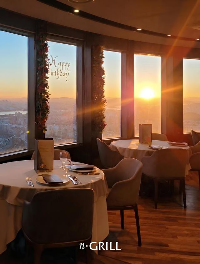 N서울타워 엔그릴 전경 사진CJ푸드빌