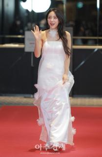 [포토] 바다, 2025 서울국제영화대상 레드카펫 참석