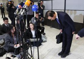 Oceans Minister offers to step down amid bribery allegations