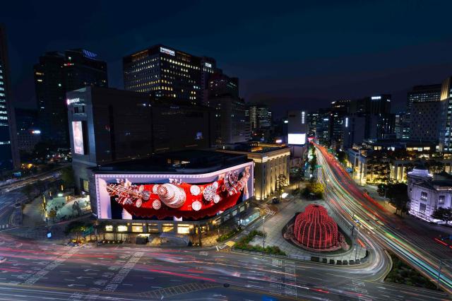 新世界集团分家后业绩分化：易买得承压 百货店稳增