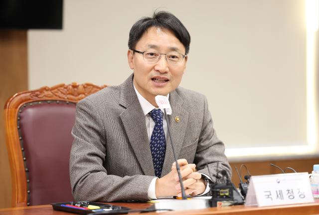 5일 임광현 국세청장이 산모와 신생아 돌봄 업체들의 세무상 어려움을 해소하기 위한 간담회에서 발언하고 있다사진국세청