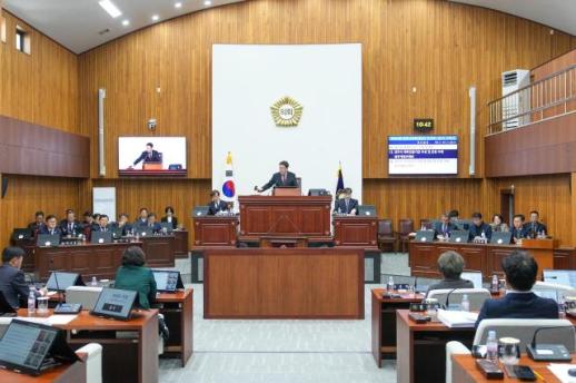 경주시의회, 제294회 제2차 정례회 제2차 본회의 열어