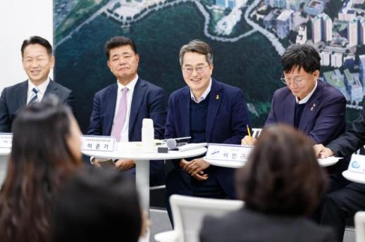 김동연 안산이 달라집니다…안산선 지하화·사이언스밸리 로봇허브로 도약