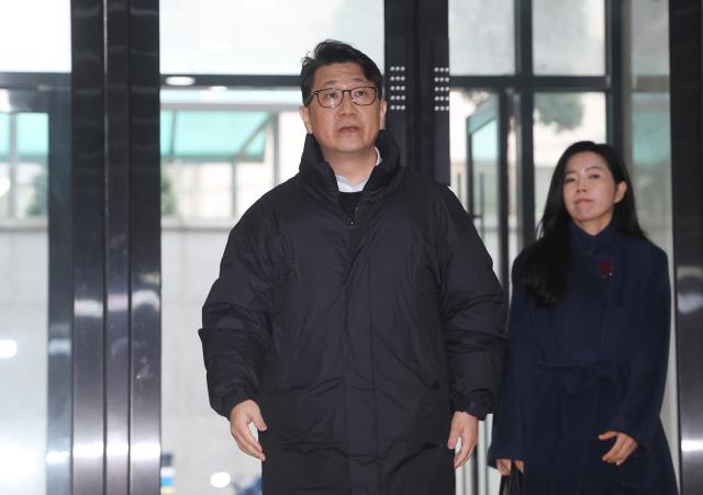 쿠팡 수사 외압 문지석 검사 특검 출석, 14시간 참고인 조사