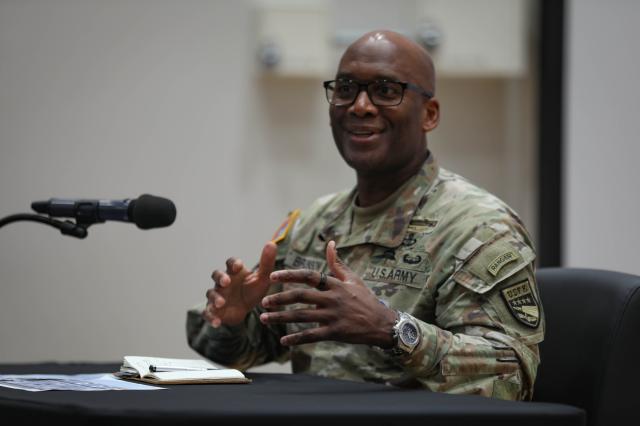 제이비어 브런슨 주한미군사령관 사진주한미군 사령부