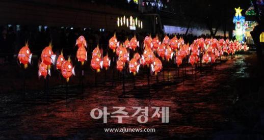 [포토] 포켓몬코리아, 청계천에서 I LOVE 잉어킹 개최