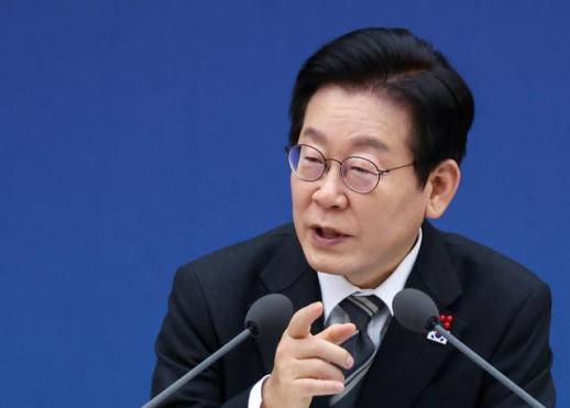  ​​​​​​​추미애 박진경 훈장 수여는 제주 4·3 정신 왜곡하는 역사적 퇴행