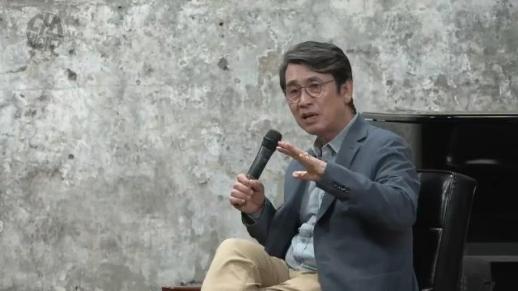 유시민, 민주당 작심 비판…권한 있는데 말만 하고 있다