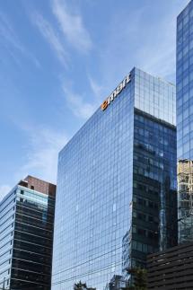 이마트, 신세계푸드 주식 공개 매수…자발적 상장폐지 추진