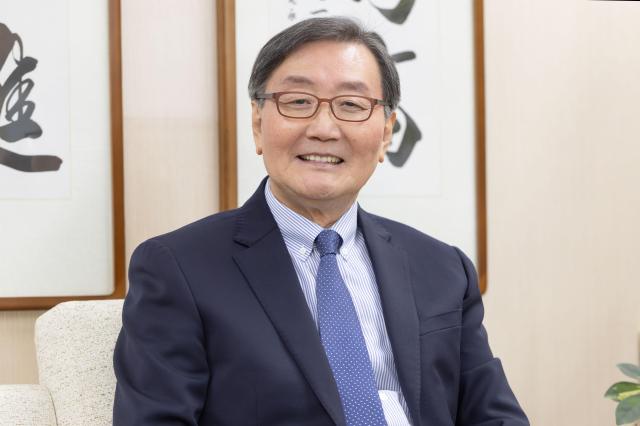 위기해결사 전광우 세계경제연구원 이사장 궁극적 해법은 잠재성장률 제고