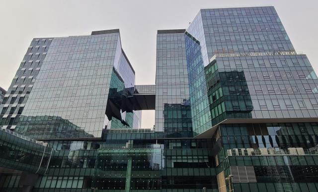 Kakao evacuates Pangyo office after bomb threat