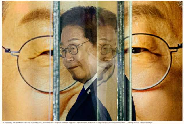 이재명 대통령이 등장하는 타임지 선정 100대 사진 사진미국 타임지 홈페이지 갈무리