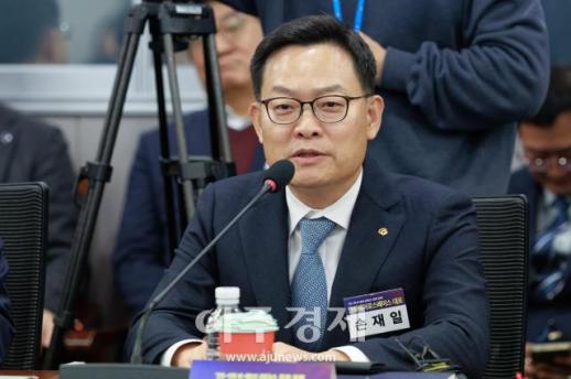 [포토] K-방산 리더스 포럼 참석한 ​​​​​​​손재일 한화에어로스페이스 대표