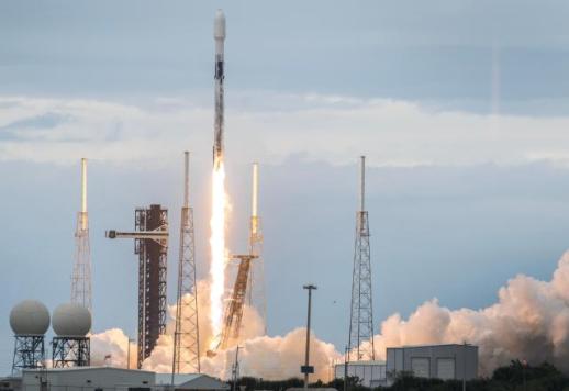 [특징주] 스페이스X 상장 소식에…나노팀·스피어 급등