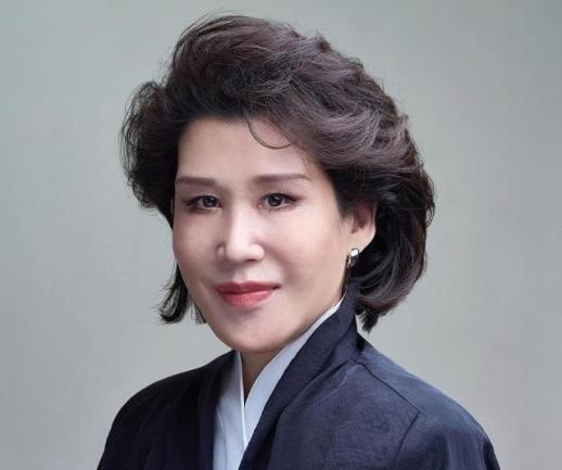 정유경식 고급화 전략 적중…신세계百 올해도 매출 7조 보인다