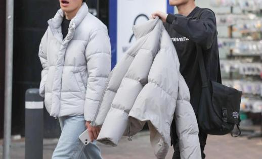 [내일 날씨] 낮 최고 14도 포근… 강원 영동은 눈·비