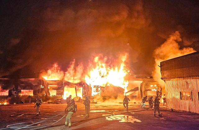 대구 달성군 이불공장 화재 사진연합뉴스 대구소방안전본부