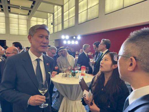 韩国驻华大使卢载宪出席中国国新办新年招待会