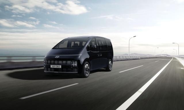 더 뉴 스타리아 라운지 외장 사진현대차