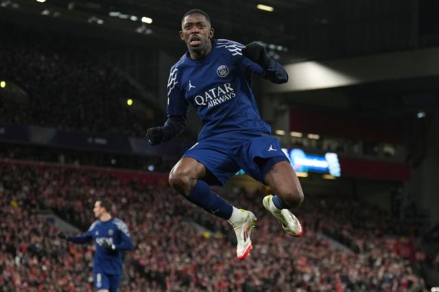 이강인파리 생제르맹 동료인 우스만 뎀벨레프랑스가 국제축구연맹FIFA 올해의 남자 선수상을 수상하는 영예를 안았다 사진연합뉴스·로이터