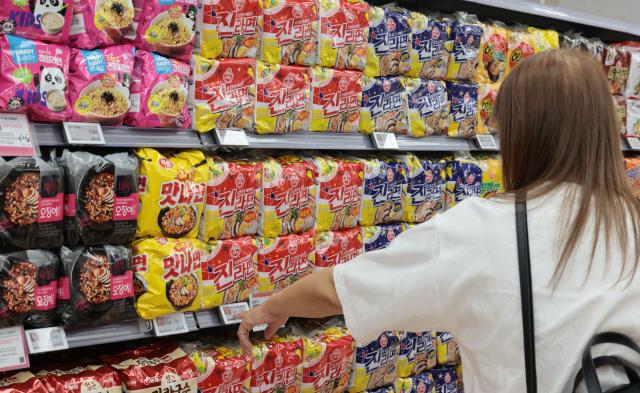 韩国方便面出口额破纪录 连续11年创新高
