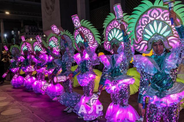  서울윈터페스타 통합 개막식이 열린 12일 서울 중구 광화문에서 공연이 펼쳐지고 있다 AJP Yoo Na-hyun