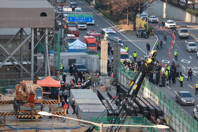 汝矣岛新安山线施工现场发生坍塌事故