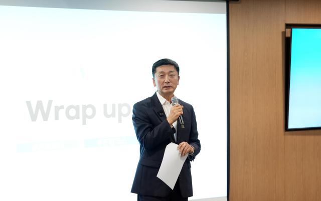 이용욱 대표가 지난 18일 SK온 CEO 레코그니션_이용욱 SK온 대표이사 사장jpg