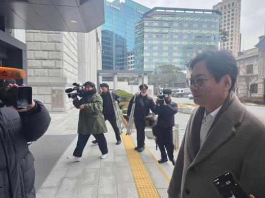 관봉권 띠지 분실 의혹 규명 착수…특검, 한은 발권국 수색·검증