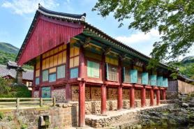 Century-old Buddhist pavilions gain heritage status