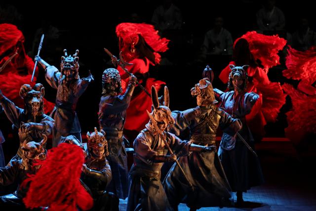 16일 서울 서초구 국립국악원에서 ‘나례’ 공연 드레스 리허설이 진행되고 있다 AJP Yoo Na-hyun