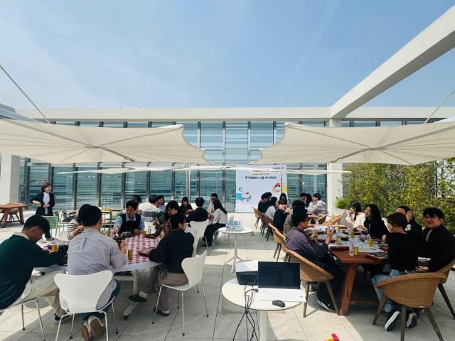 테크노플렉스에서 진행된 한국앤컴퍼니그룹 주니어보드 4기 워크숍 사진한국앤컴퍼니