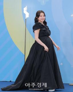 [포토] 은가은, 아름다운 D라인 (2025 KBS 연예대상)