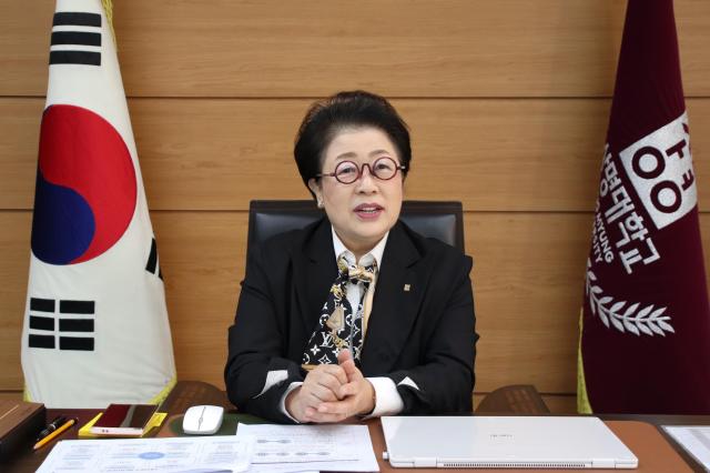 김종희 상명대 총장은 아주경제와 인터뷰하면서 “총장 취임 이후 가장 중점을 둔 과제는 AI 교육 혁신”이라고 말했다 사진상명대