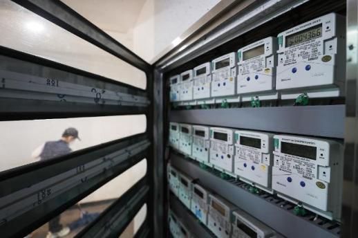 내년 1분기 전기요금 동결…한전, 연료비조정단가 현 수준 유지