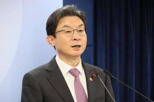 이억원號 100일…생산적·포용적 금융으로의 전환 잰걸음