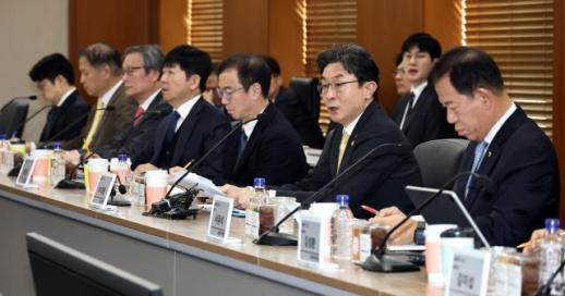 이억원 금융위원장 내년 모험자본 공급 확대…민·관 협의체로 성과 점검