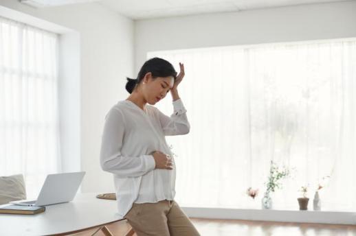 Những thách thức trong cuộc sống hàng ngày của phụ nữ mang thai tại Hàn Quốc