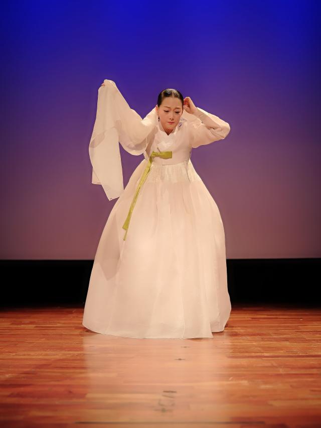 송효진 살풀이춤 이수자 사진국가유산청