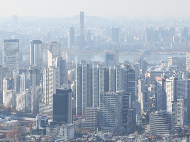 今年地方公寓交易量骤降逾两成 楼市结构性分化持续深化