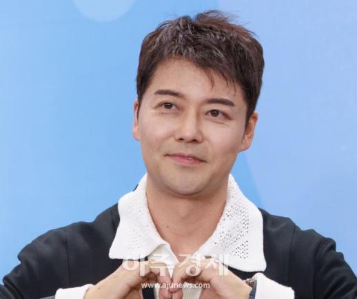 전현무, 차량 안 링거 의혹에 입 열었다…정식 진료 기록 있어