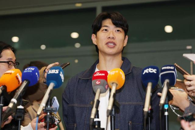 Infielder Song Sung-mun signs deal with San Diego Padres