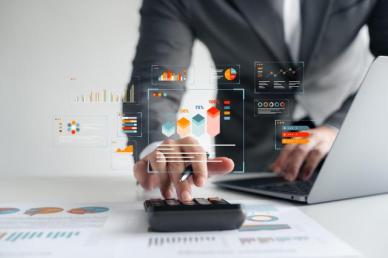 1년 새 68% 커진 ETF 시장…삼성·미래에셋 양강 속 한투 존재감 확대