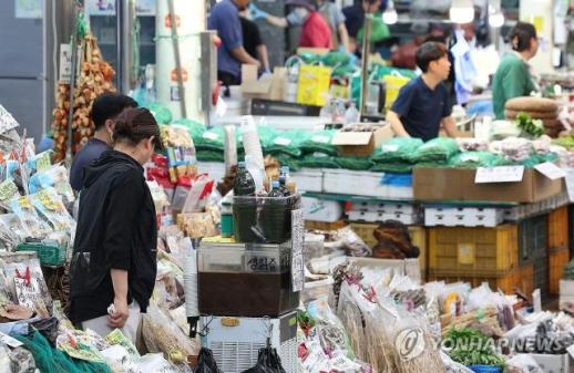 소비심리 계엄 이후 최대폭 하락…집값 기대는 다시 상승