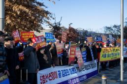 [속보] 美핵잠수함 부산기지 입항…군수적재 목적
