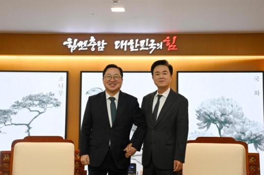 행안부, 성탄절 앞두고 명동 인파 안전점검...인명피해 없이 질서 당부