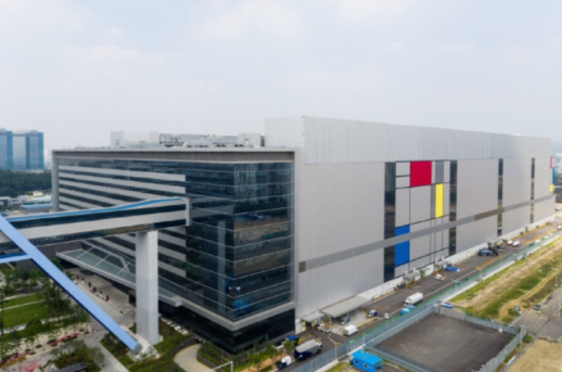 Samsung contains brief smoke incident at Hwaseong plant; no injuries, no production impact