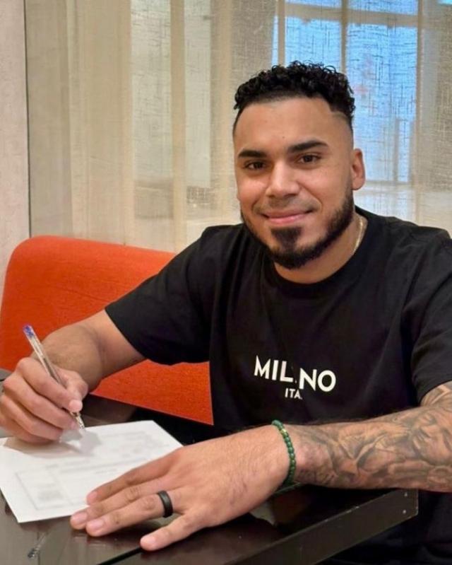 KIA 타이거즈, 새 외인타자 카스트로·아시아쿼터 데일 영입